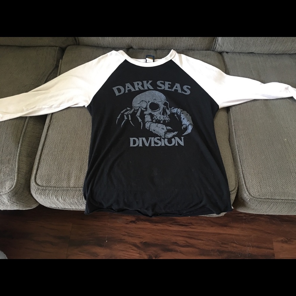 Dark Seas baseball tee